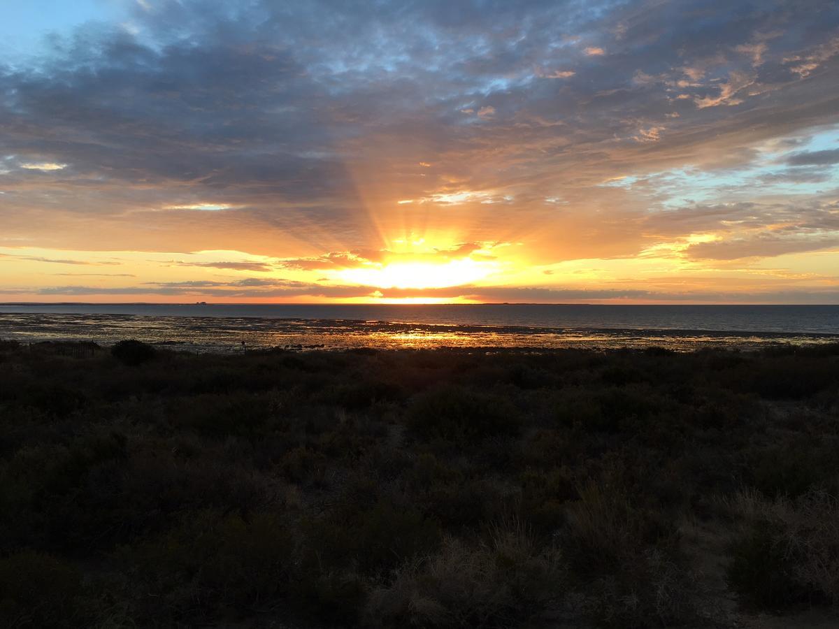 Апартаменты Medanos Patagonia Лас-Грутас Экстерьер фото